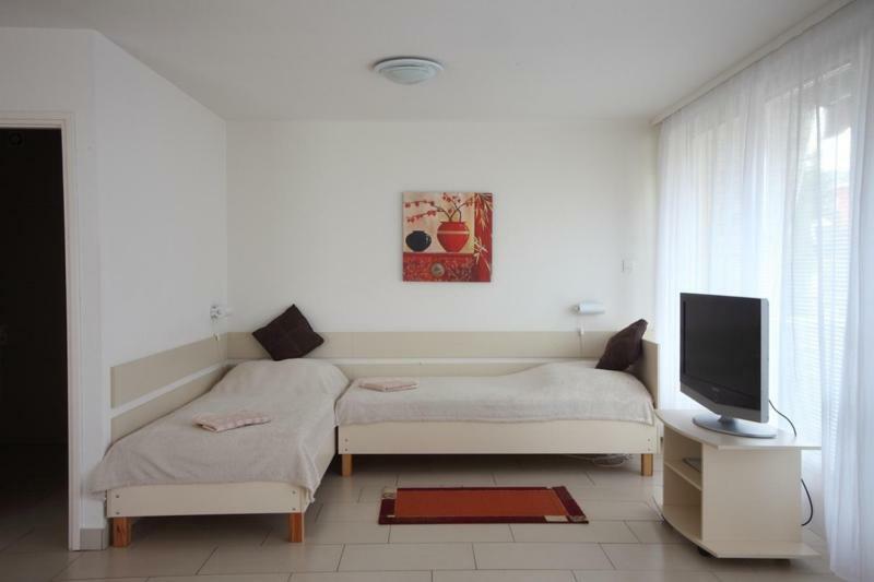 Siesta Apartmanhaz Balatonfuered Zewnętrze zdjęcie