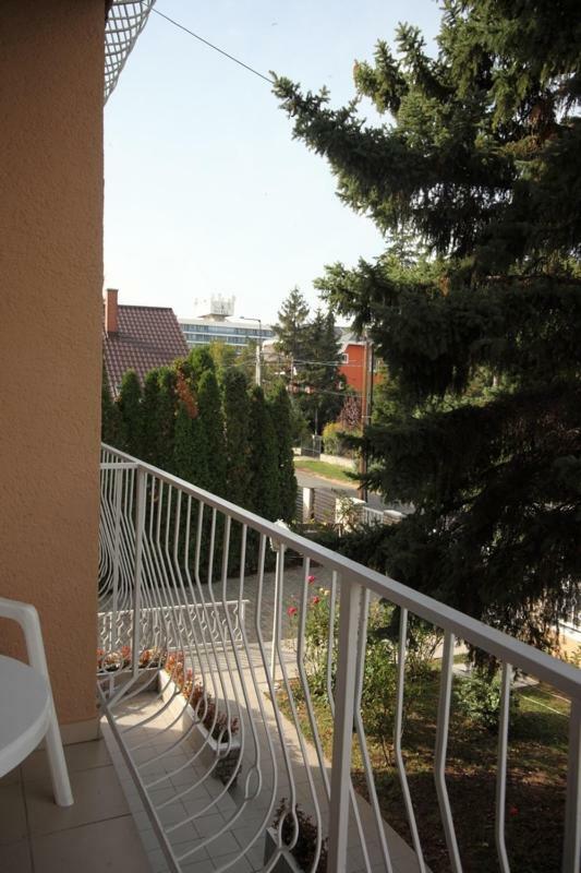 Siesta Apartmanhaz Balatonfuered Zewnętrze zdjęcie
