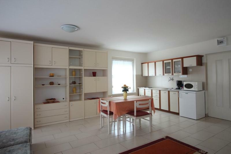 Siesta Apartmanhaz Balatonfuered Zewnętrze zdjęcie