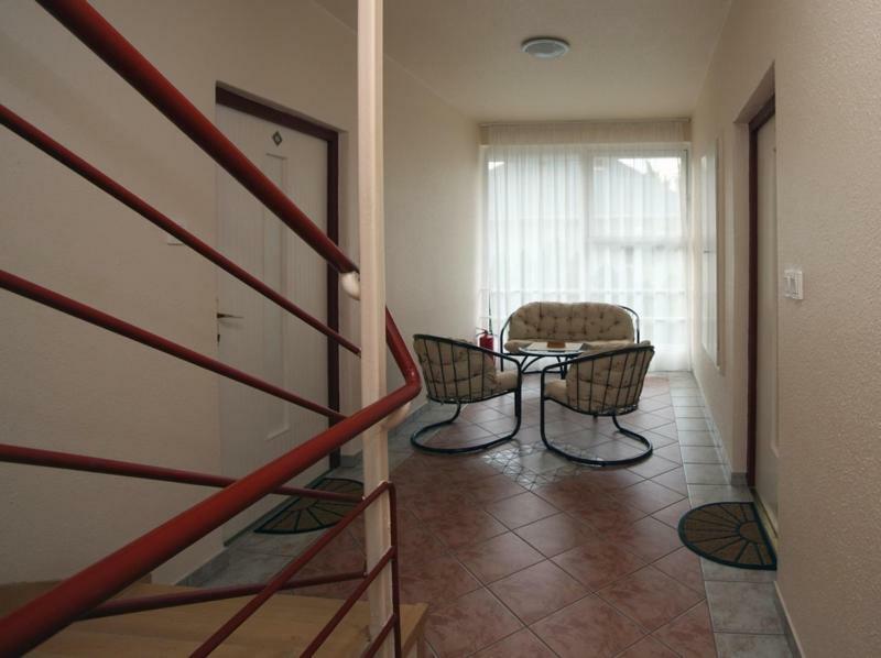 Siesta Apartmanhaz Balatonfuered Zewnętrze zdjęcie