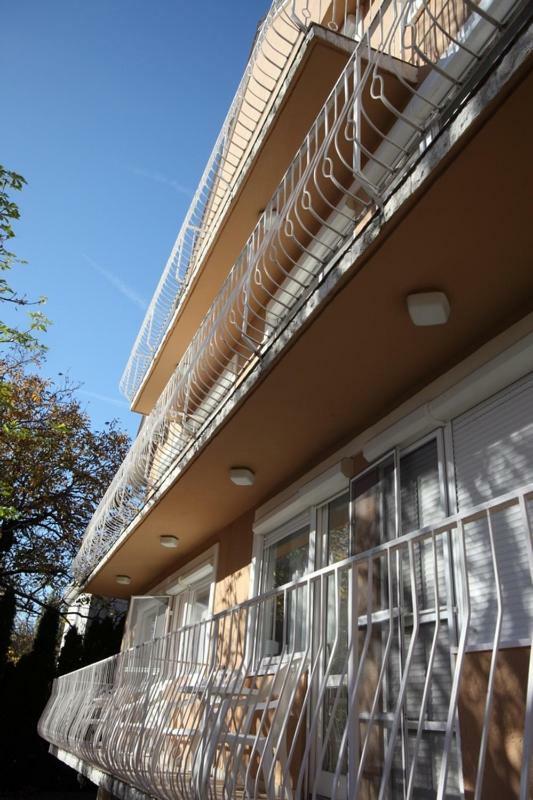 Siesta Apartmanhaz Balatonfuered Zewnętrze zdjęcie